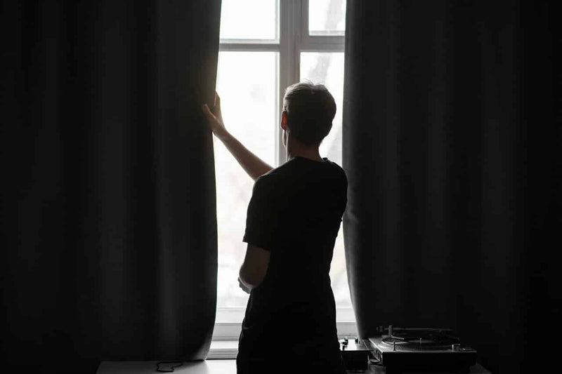Karartma Fon Perdeler: Kesintisiz Uyku ve Konforun Anahtarı