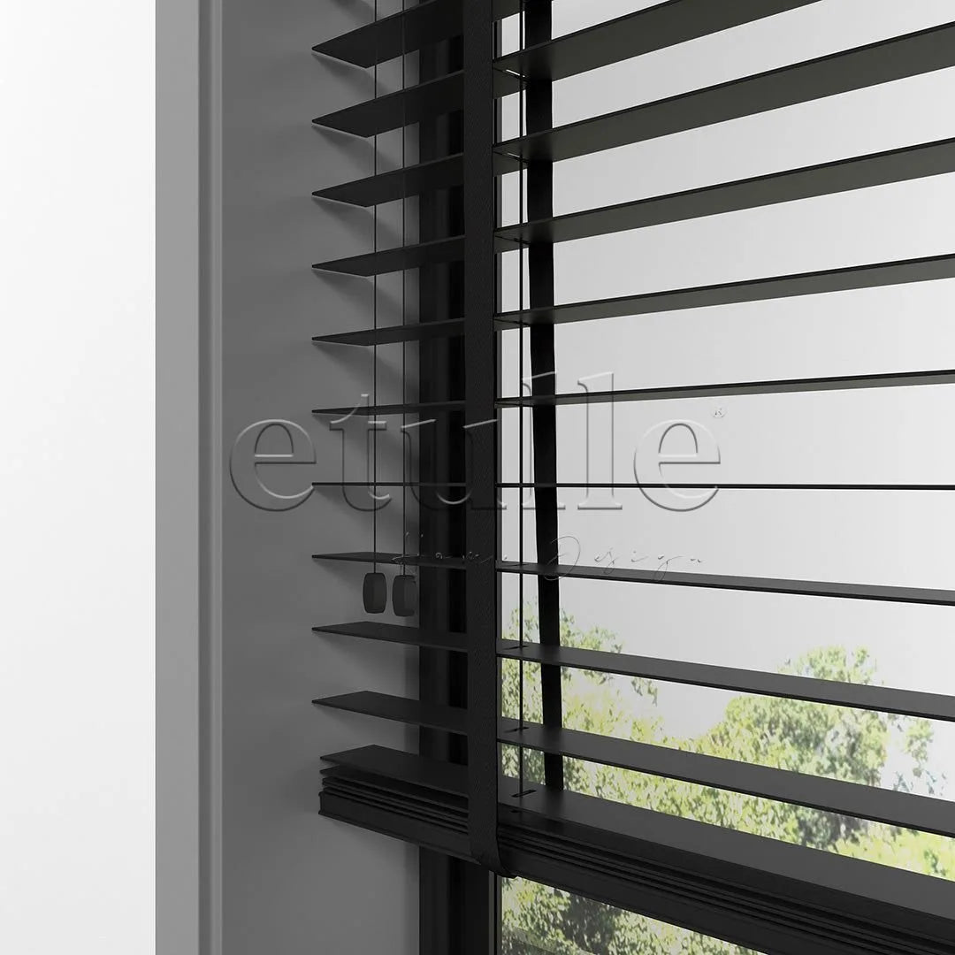 35 MM BASSWOOD Siyah Ahşap Jaluzi