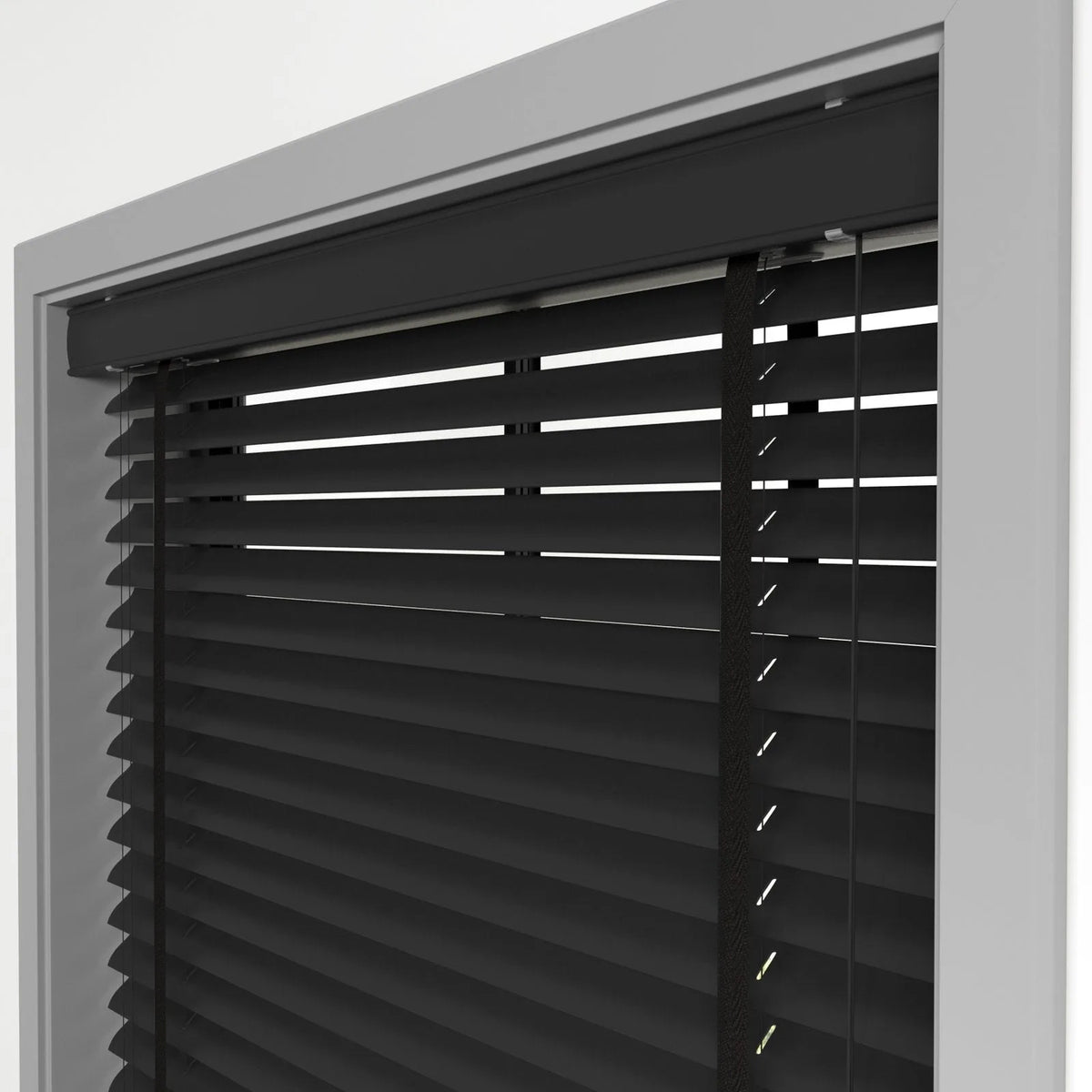 Yarı Mat Siyah Polywood Blackout Jaluzi - Etulle