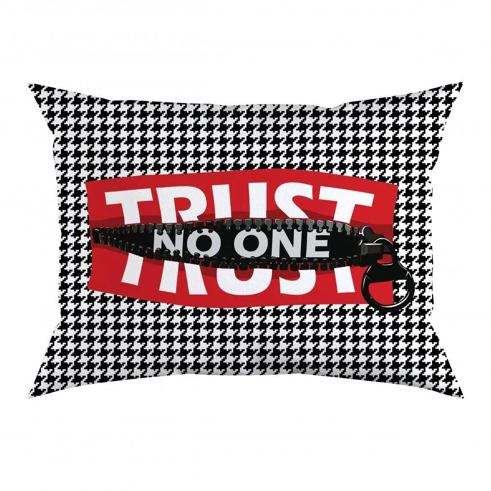 Trust No One Yastık - EY282