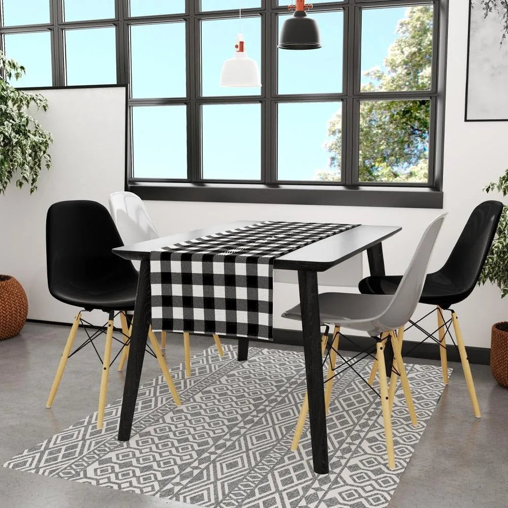 Siyah-Beyaz Kare Runner 140x45cm