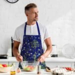 Lacivert Çiçek Detaylı Mutfak Önlüğü - Görsel 3