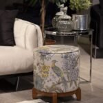 Sarı Kuş Detaylı Ahşap Ayaklı Puf