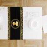 Siyah Büst Detaylı Runner Örtüsü 140x45CM